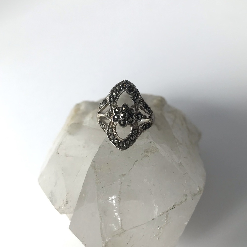 Vintage Sterling Silver Marcasite Stone Art Deco ring